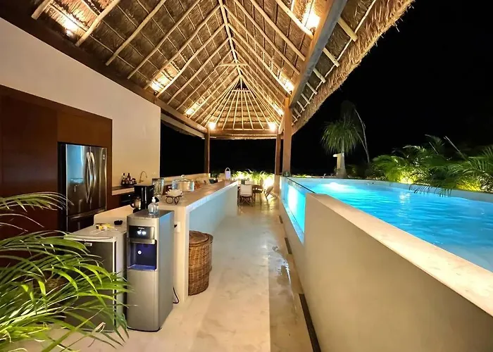 Villa 240m2 - 16 Persons - 6 - 2 Swimming Pool - 3 Jacuzzis Tulum