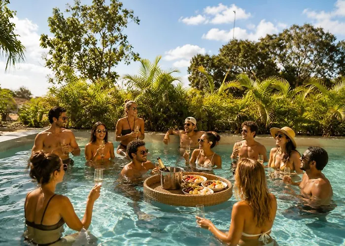 240m2 - 16 Persons - 6 - 2 Swimming Pool - 3 Jacuzzis * Tulum