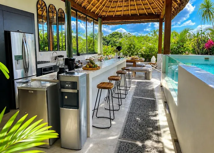 240m2 - 16 Persons - 6 - 2 Swimming Pool - 3 Jacuzzis Villa Tulum
