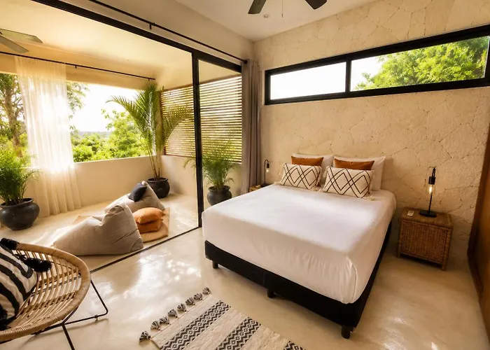 Villa 240m2 - 16 Persons - 6 - 2 Swimming Pool - 3 Jacuzzis